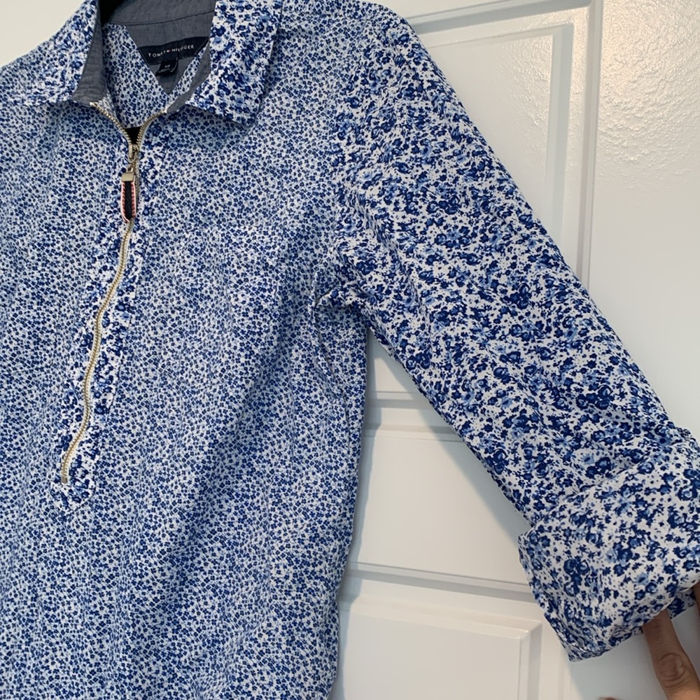 Tommy Hilfiger Blue Floral Quarter-Zip Blouse - Picture 4 of 6